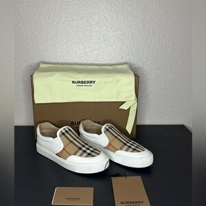 EUC Burberry women’s Salmond slip on- size 36.5 (6 1/2)